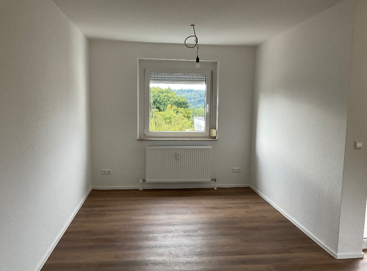 Großzügige 4-Zimmer-Wohnung mit Terrasse! - Foto 3