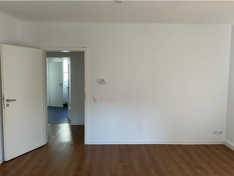 Großzügige 4-Zimmer-Wohnung mit Terrasse! - Foto 5