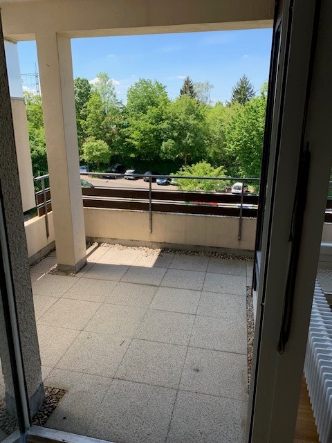 Gemütliche 2-Zimmer-Wohnung mit Balkon auf dem Zollberg - Photo 3