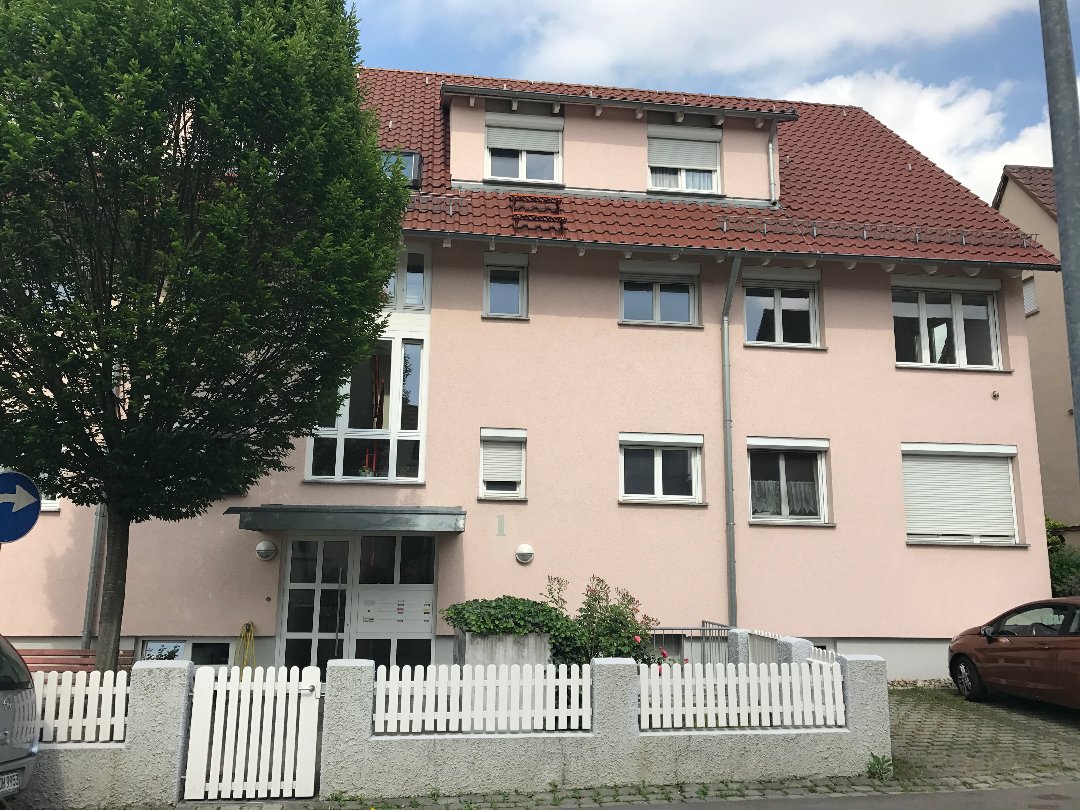 Großzügige 4-Zimmer-Wohnung in Top Lage mit Balkon! - Photo 2