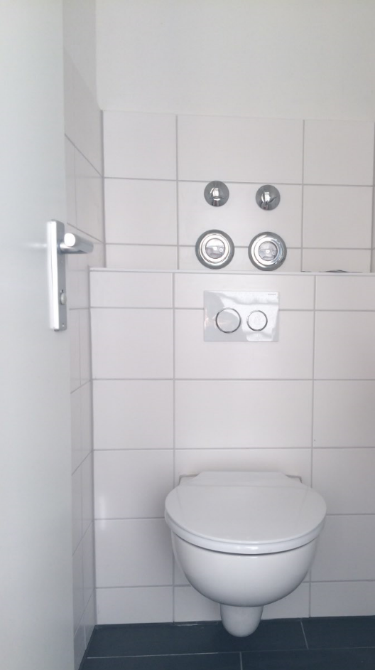 Wohngenuss auf dem Zollberg! 3 Zimmer mit Balkon - Photo 2