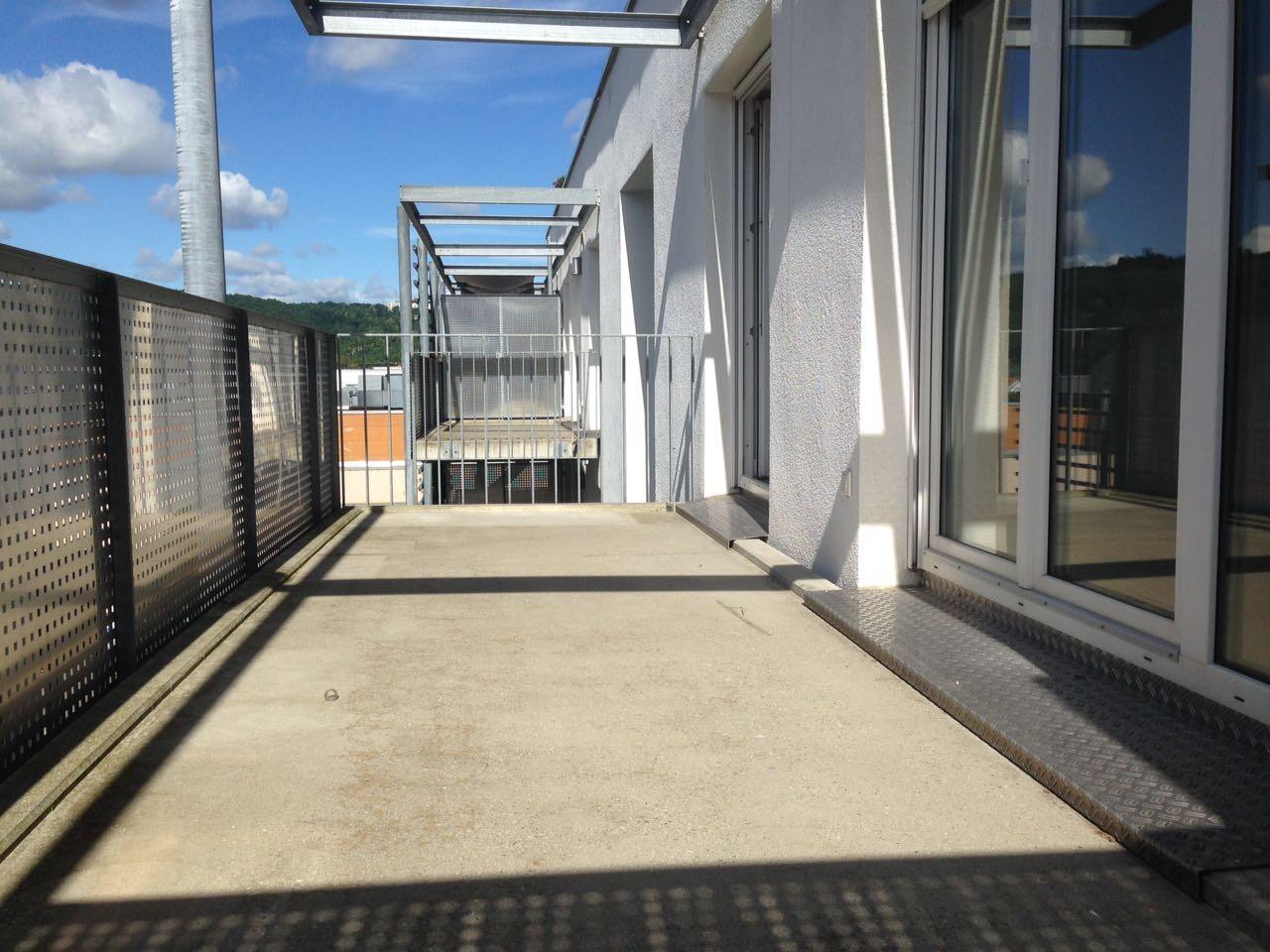 Moderne und stilvolle Wohnung in der Esslinger Pliensauvorstadt! - Foto 2