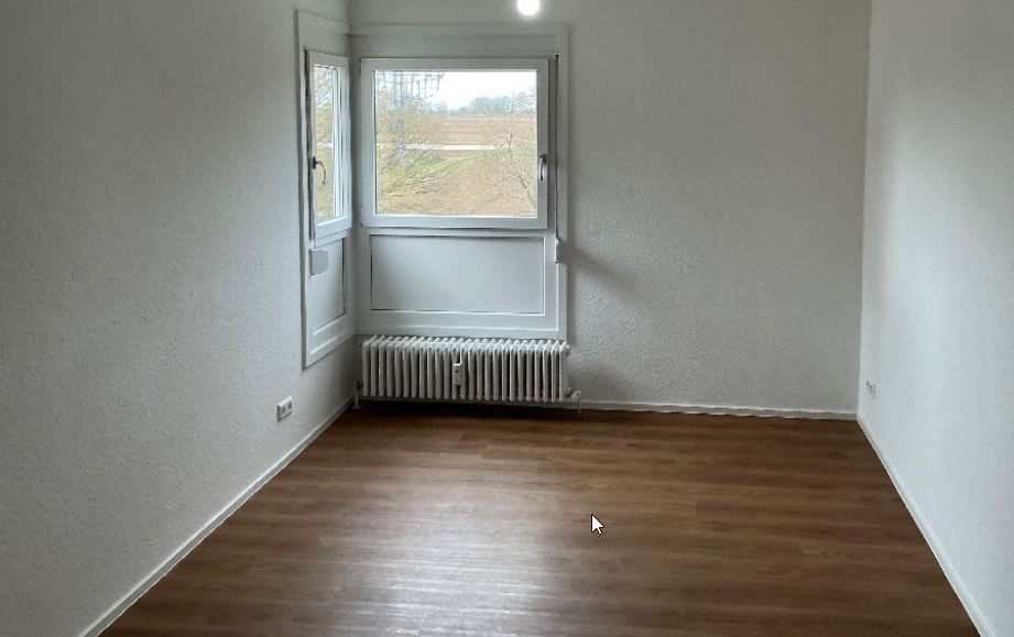 2-Zimmer Wohnung mit großer Dachterrasse und toller Aussicht am Zollberg!! - Photo 1