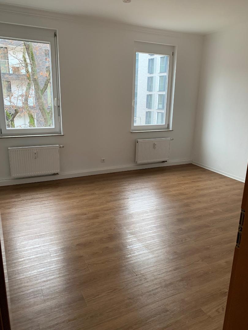 Großzügige 3-Zimmer-Wohnung mitten im Zentrum! - Photo 4