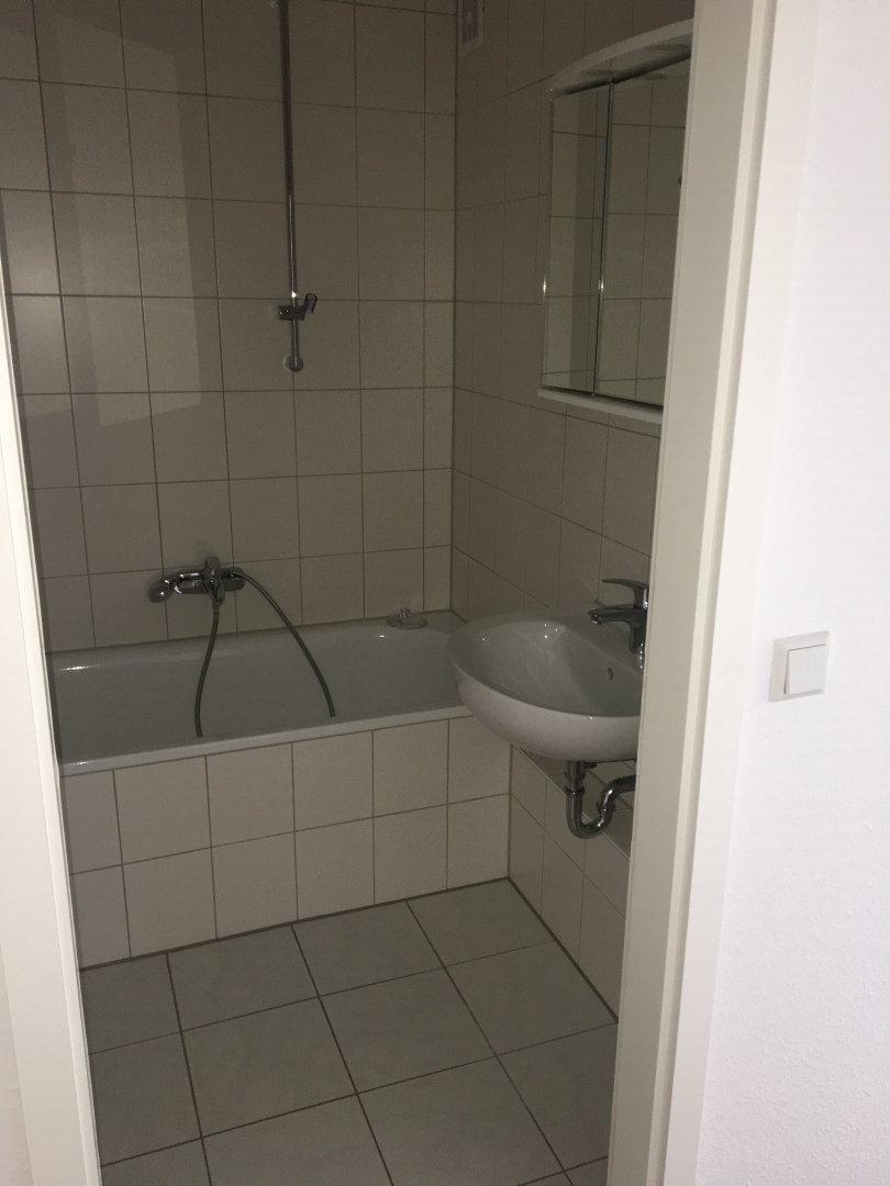 Der Zollberg ruft - schöne 3-Zimmer Wohnung mit Balkon! - Foto 5