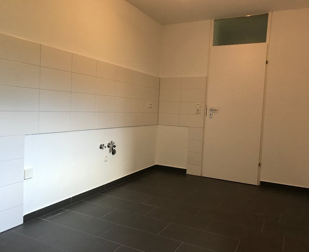 Der Zollberg ruft - schöne 3-Zimmer Wohnung mit Balkon! - Foto 3